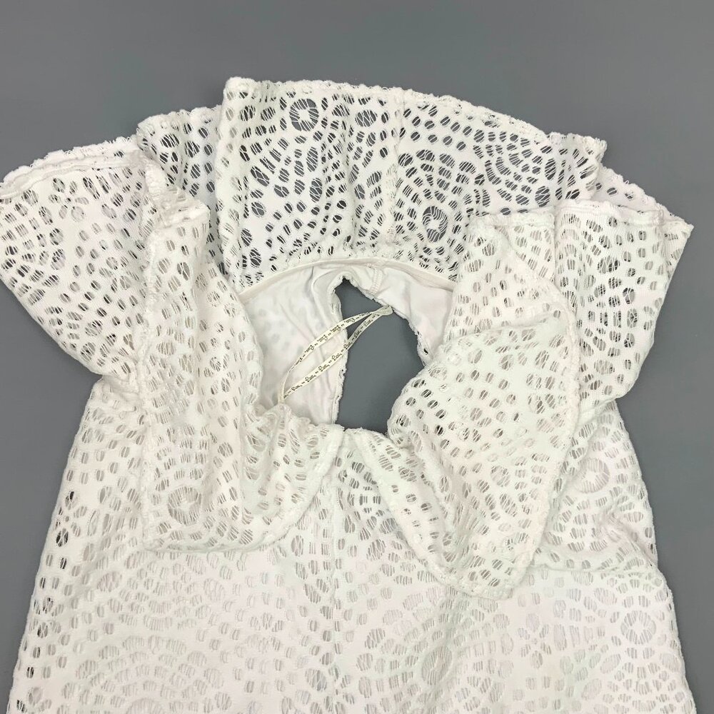 Lilly Pulitzer White Matteo One Shoulder Top Sea Urchin Terry Lace Sz XL - Picture 16 of 16